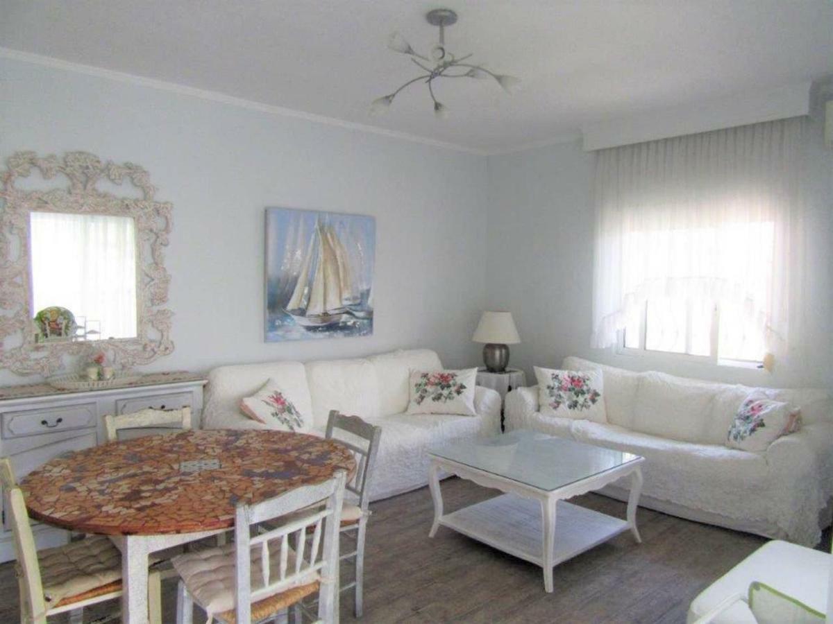 Pefkohori Apart. Near The Beach With Indor Parking And Yard Dış mekan fotoğraf